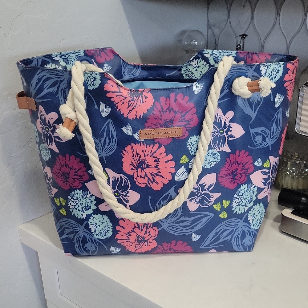 Floral Travel Cooler Tote Bag - Beach Bag Pool Bag